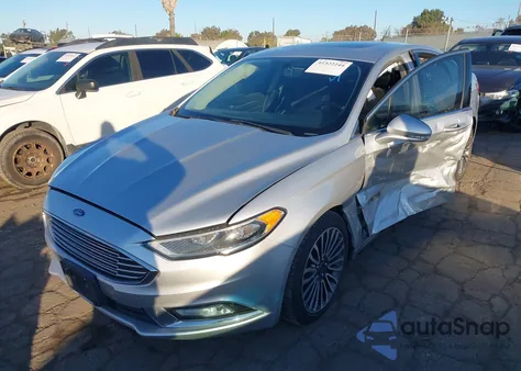2017 Ford Fusion Hybrid Titanium из США, поврежденный, VIN 3FA6P0RU8HR190482
